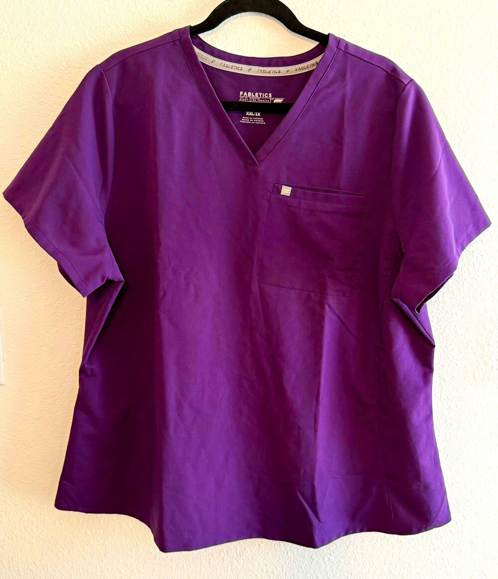 Fabletics Acai Vital 1-Pocket Scrub Top & Mid-Rise On-Call Scrub Jogger XXL/1X